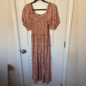 EUC Old Navy Floral Maxi Dress